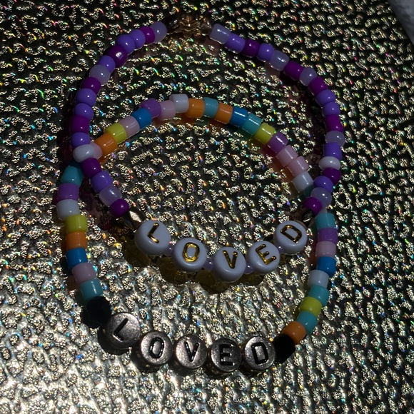 Beaded Bracelet “Loved” - Picture 2 of 10